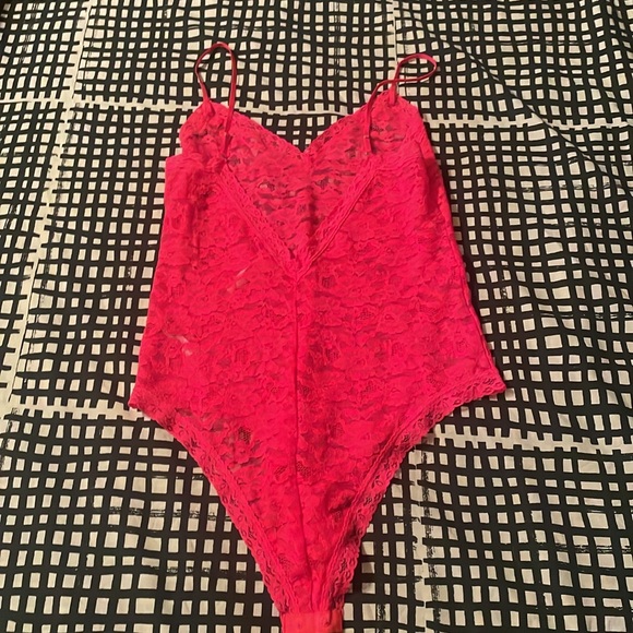 Anthropologie Hot Pink Lace one piece w/snap closure Size Large - Picture 3 of 9